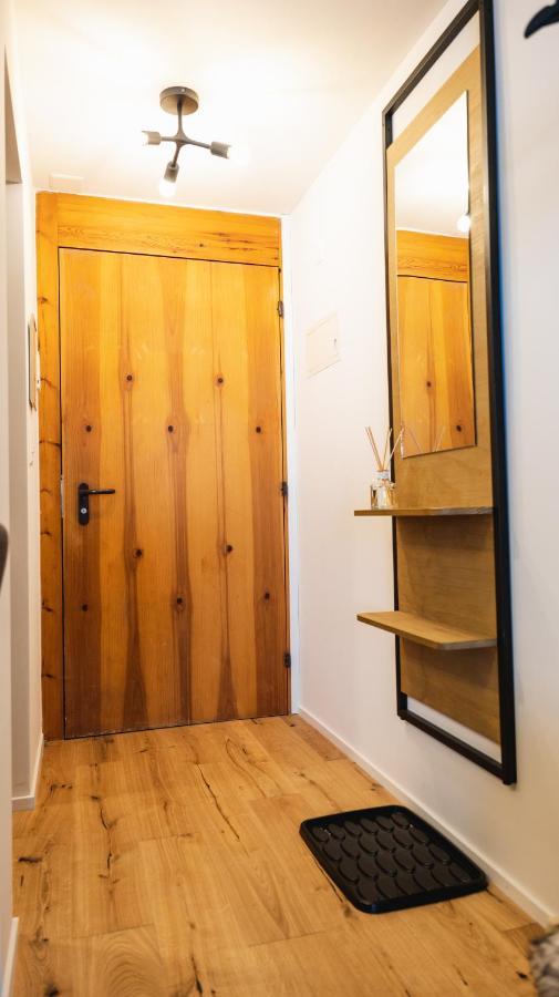 Wunderstay Alpine 403 Centric Studio Balcony/View Davos Esterno foto